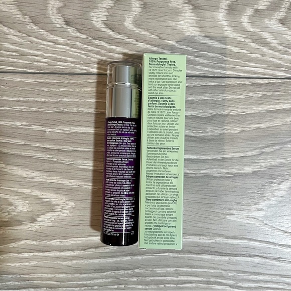 Clinique Smart Clinical Repair™
Wrinkle Correcting Serum - Picture 4 of 5